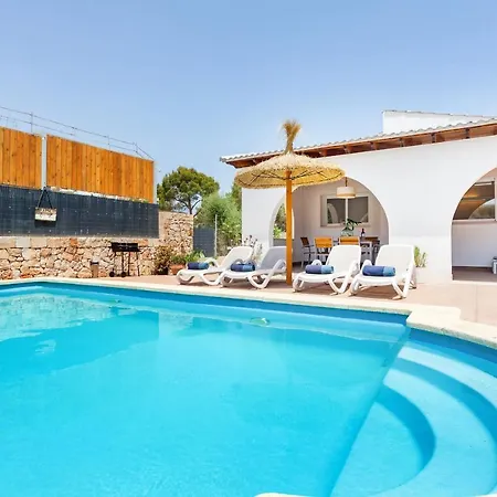 Casa Abril Holiday home *