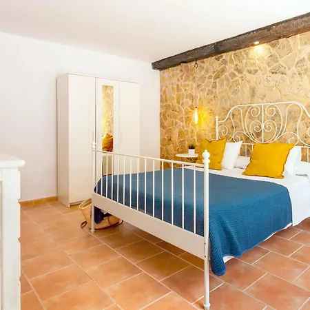 Holiday home Casa Abril